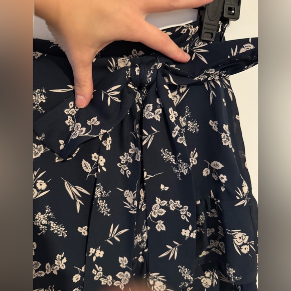 Cinq A Sept Carson Floral Silk Skirt - Picture 7 of 10